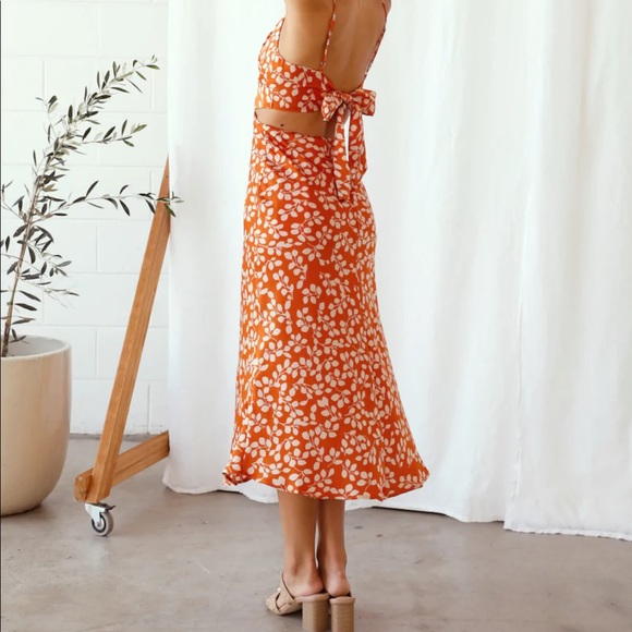 Brand New Midi Dress - Picture 2 of 4